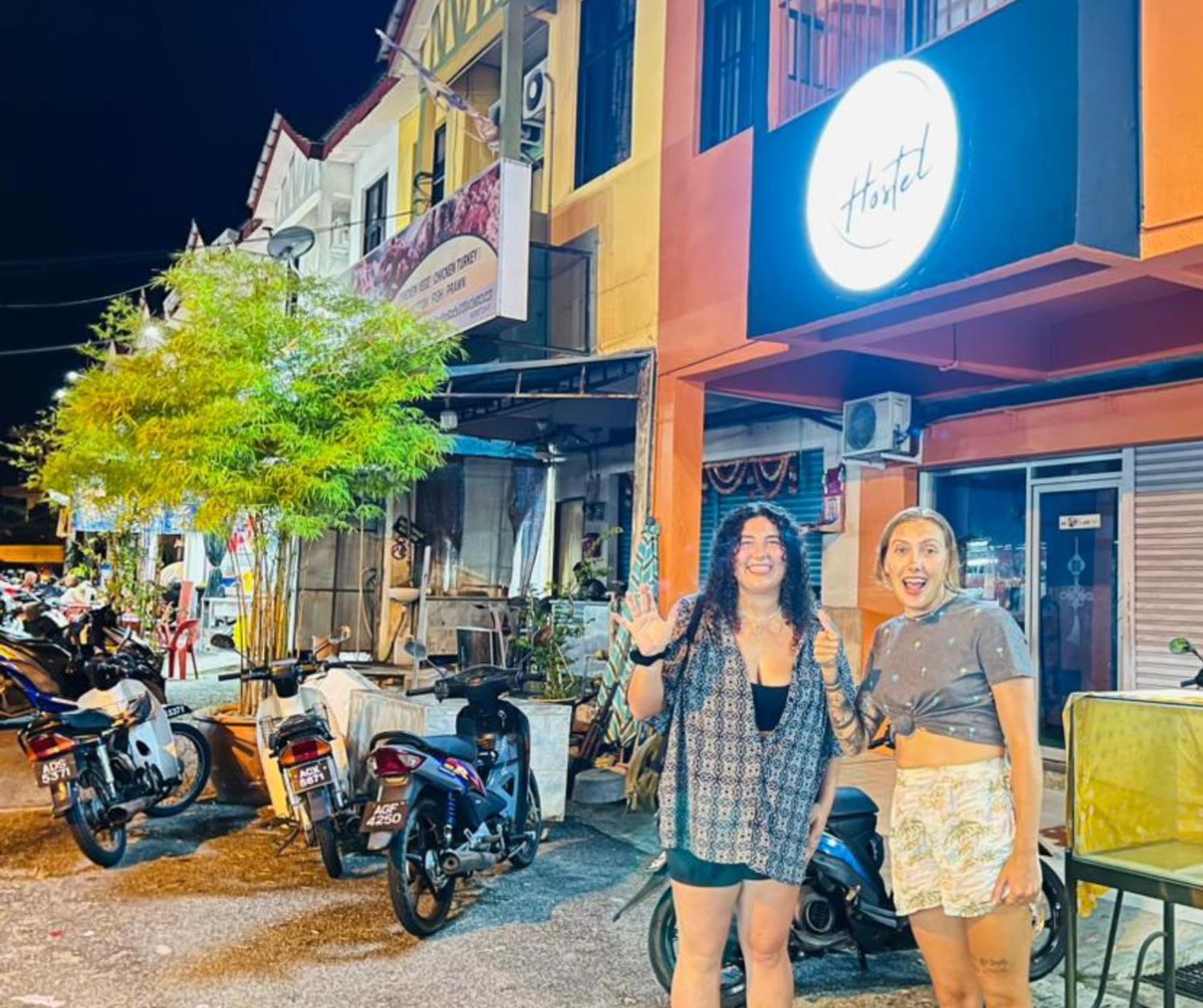Shoplot Hostel Pangkor Кампонг-Пасир-Богак Экстерьер фото