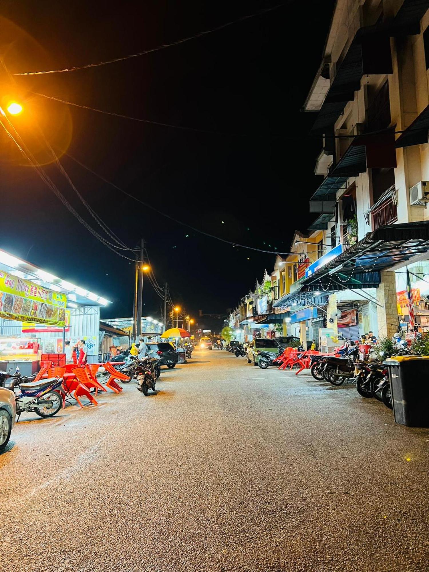 Shoplot Hostel Pangkor Кампонг-Пасир-Богак Экстерьер фото